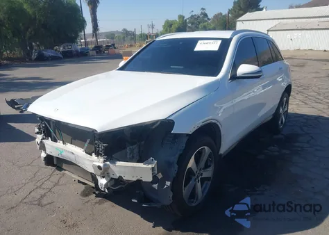 2019 Mercedes-Benz Glc 300 z USA, uszkodzony, nr VIN WDC0G4JB2KF664748